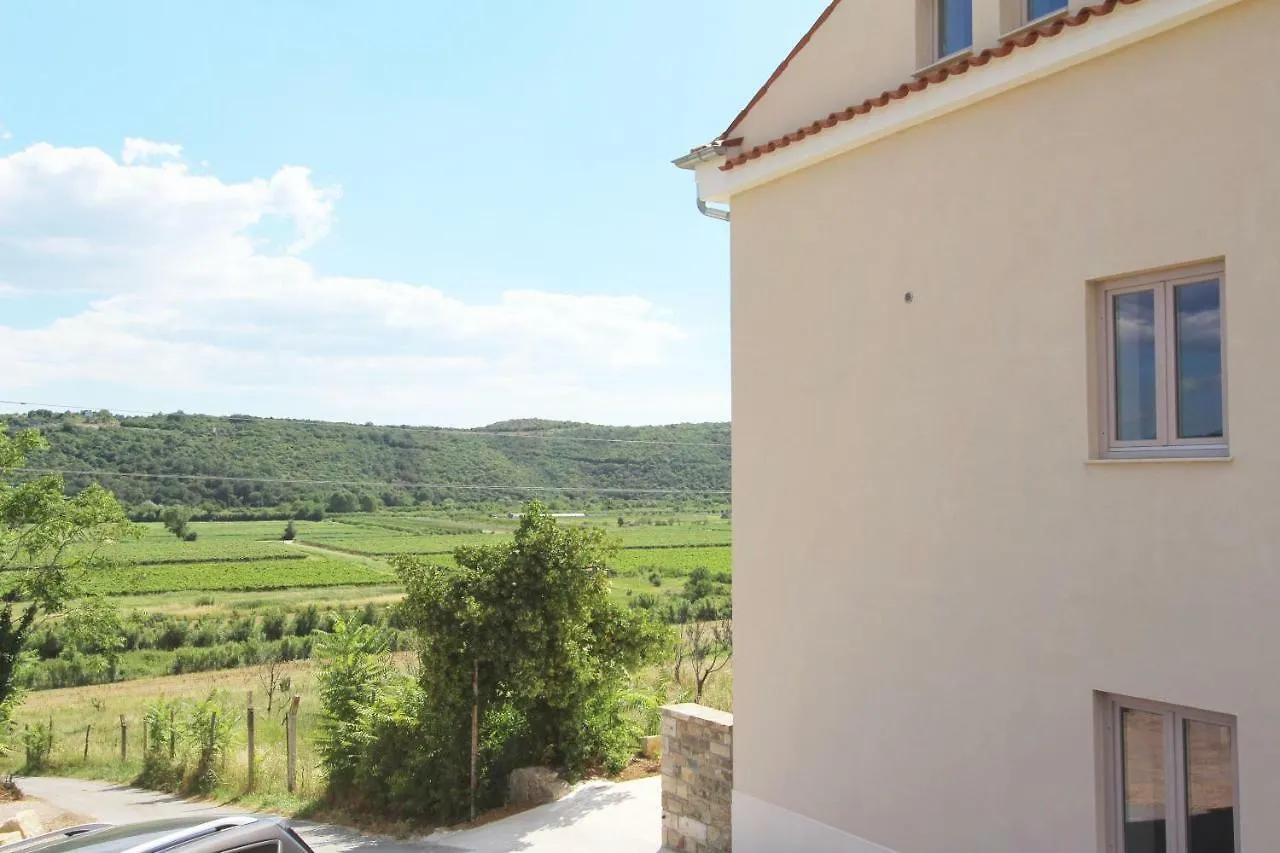 Vila Flora Sečovlje 아파트